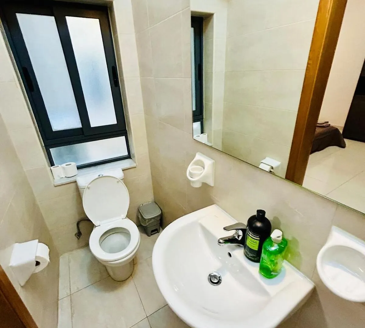 Lägenhet Huge And Stylish, St Julian'S Central 2Br With 2 Baths St. Julian's
